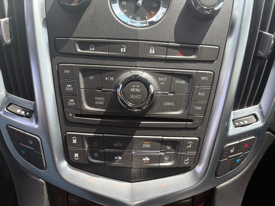 2012 Cadillac SRX Luxury-14