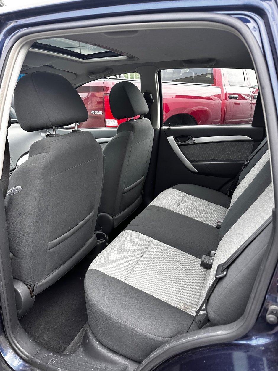 Chevrolet Aveo LT 2010-4