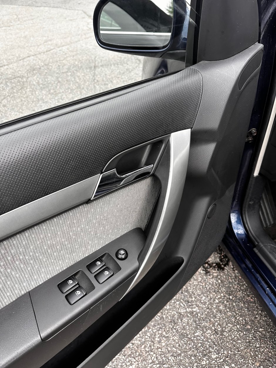 Chevrolet Aveo LT 2010-6