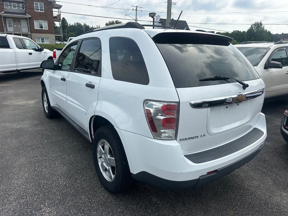 Chevrolet Equinox LS 2009-3
