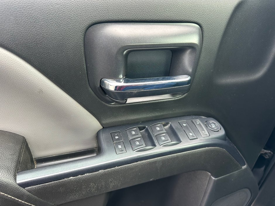 2015 Chevrolet Silverado 1500-11