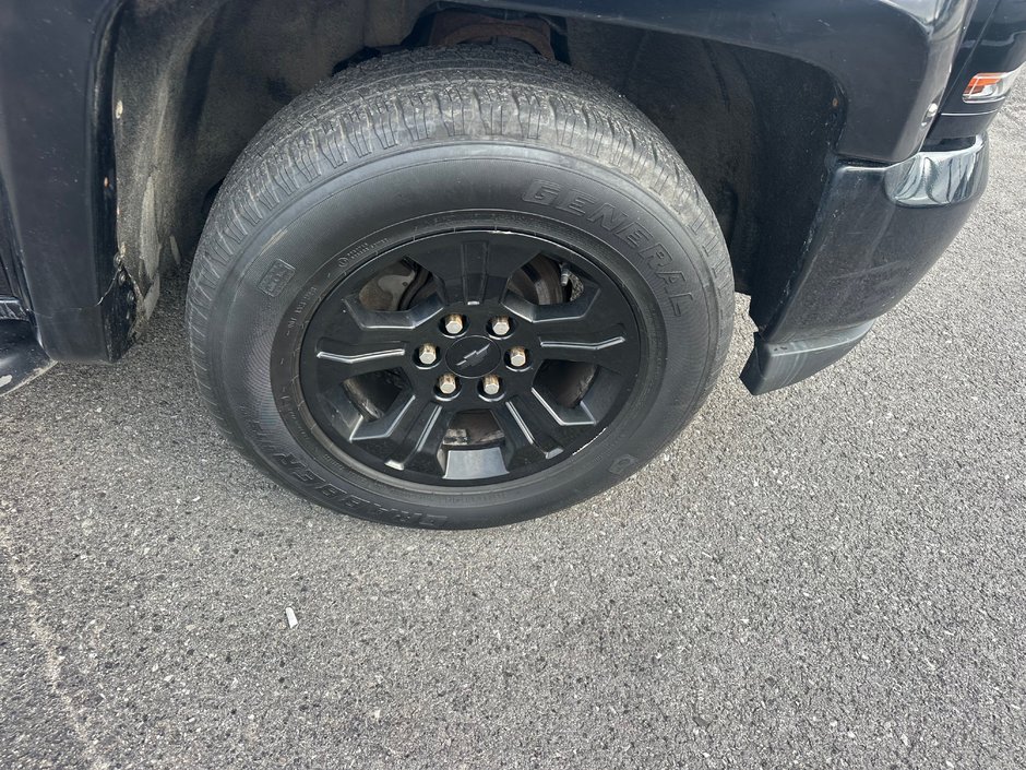 Chevrolet Silverado 1500 Z71 LT 2018-4