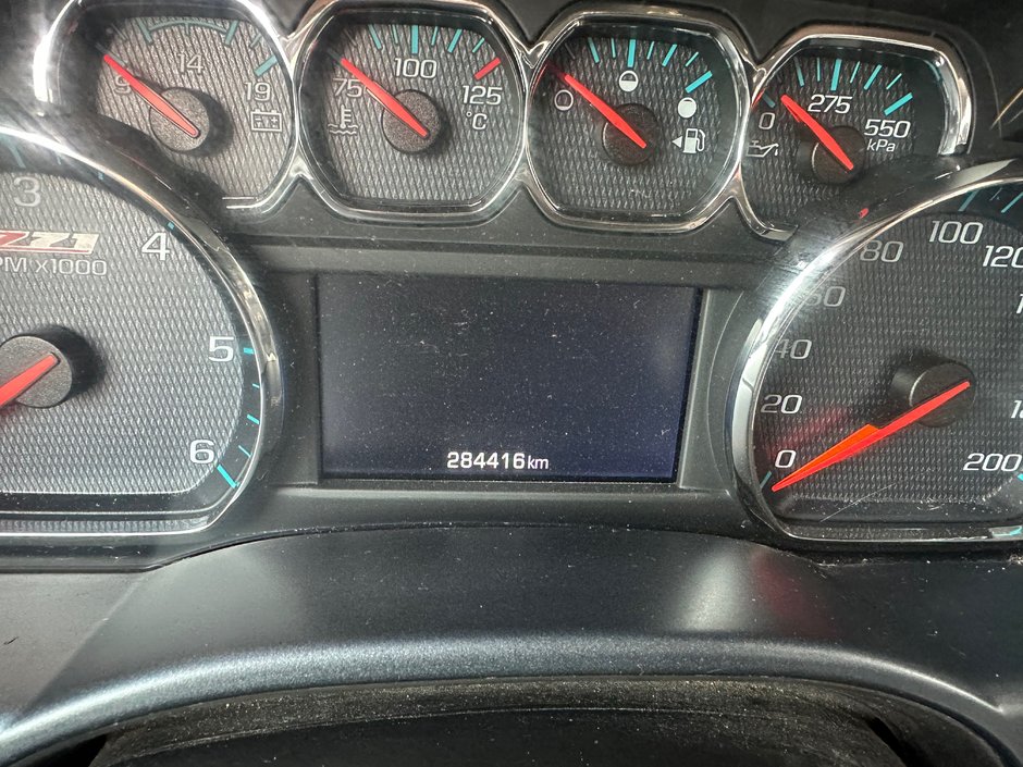 Chevrolet Silverado 1500 Z71 LT 2018-13