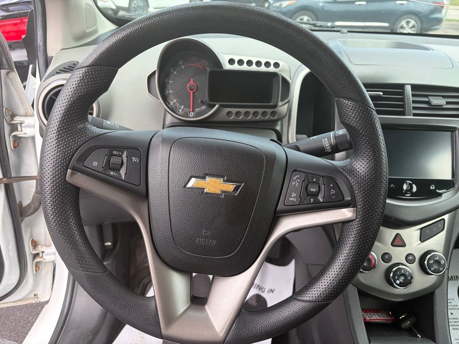 Chevrolet Sonic LT 2013-7