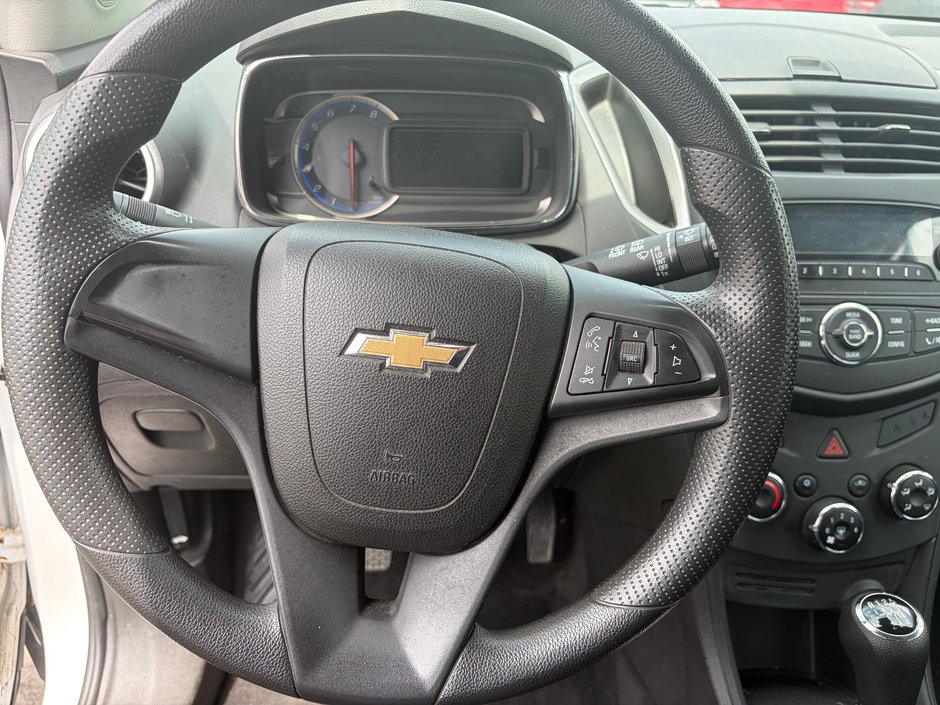2015 Chevrolet Trax LS-8