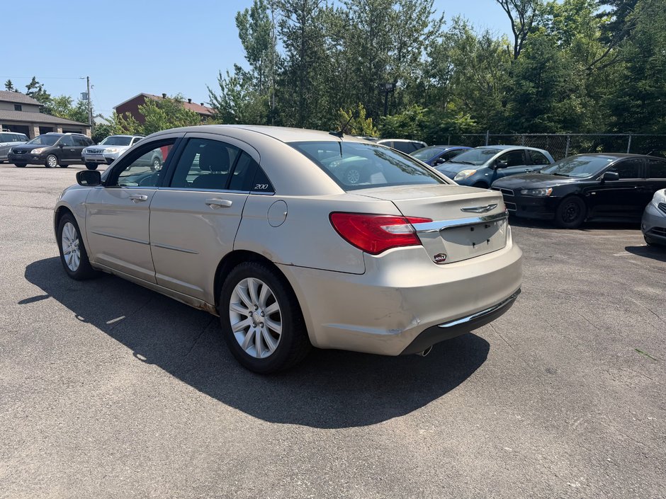 Chrysler 200 Touring 2013-13