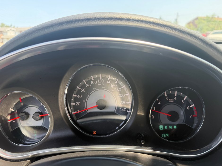 Chrysler 200 Touring 2013-8
