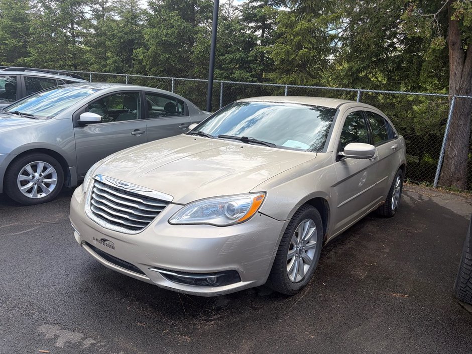 Chrysler 200 Touring 2013-2