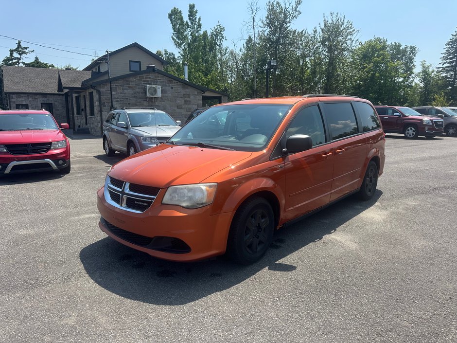 Dodge Grand Caravan SXT 2011-1