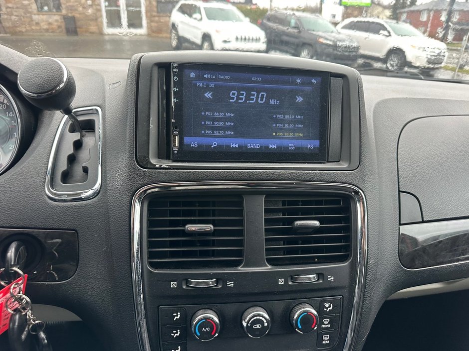 2013 Dodge Grand Caravan SXT-14