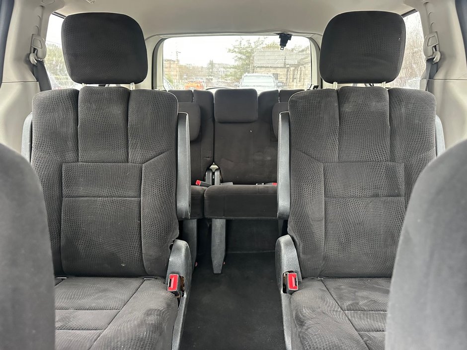 2013 Dodge Grand Caravan SXT-8