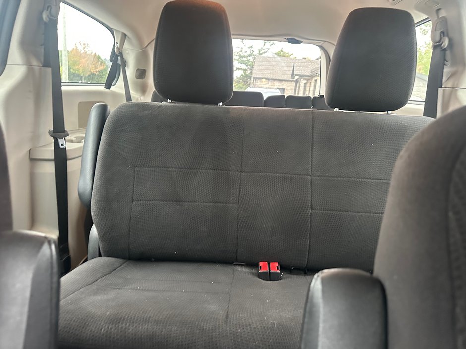 2013 Dodge Grand Caravan SE-12