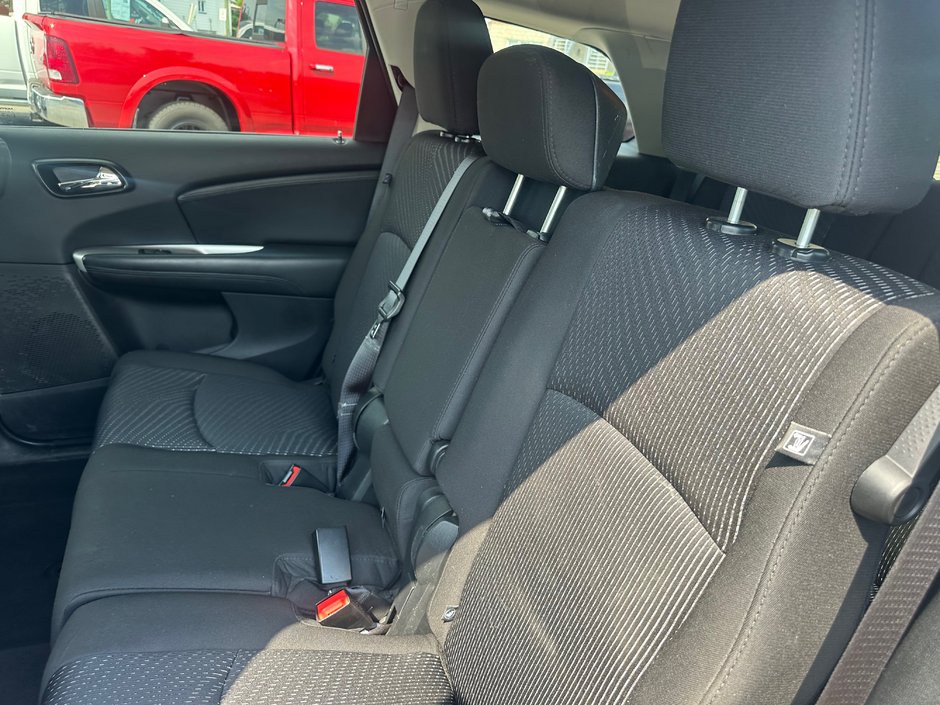 2015 Dodge Journey SXT-16