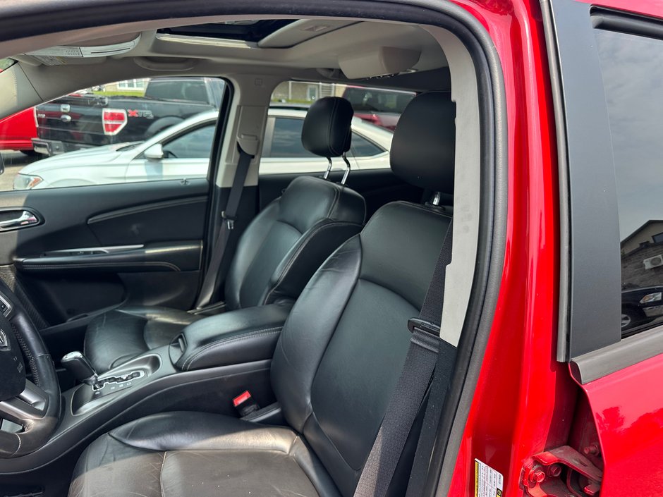 2016 Dodge Journey Crossroad AWD-6