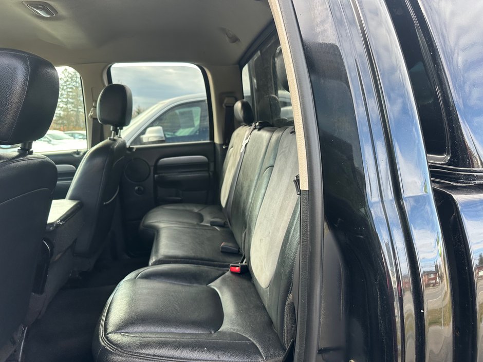 2004 Dodge Ram 3500 SLT-5