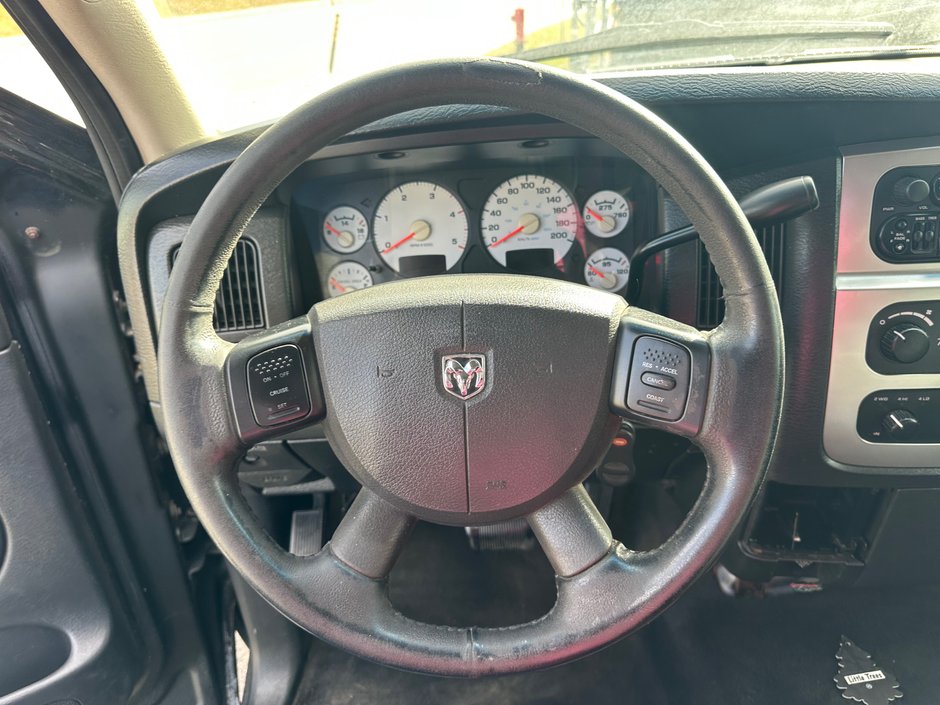 2004 Dodge Ram 3500 SLT-9