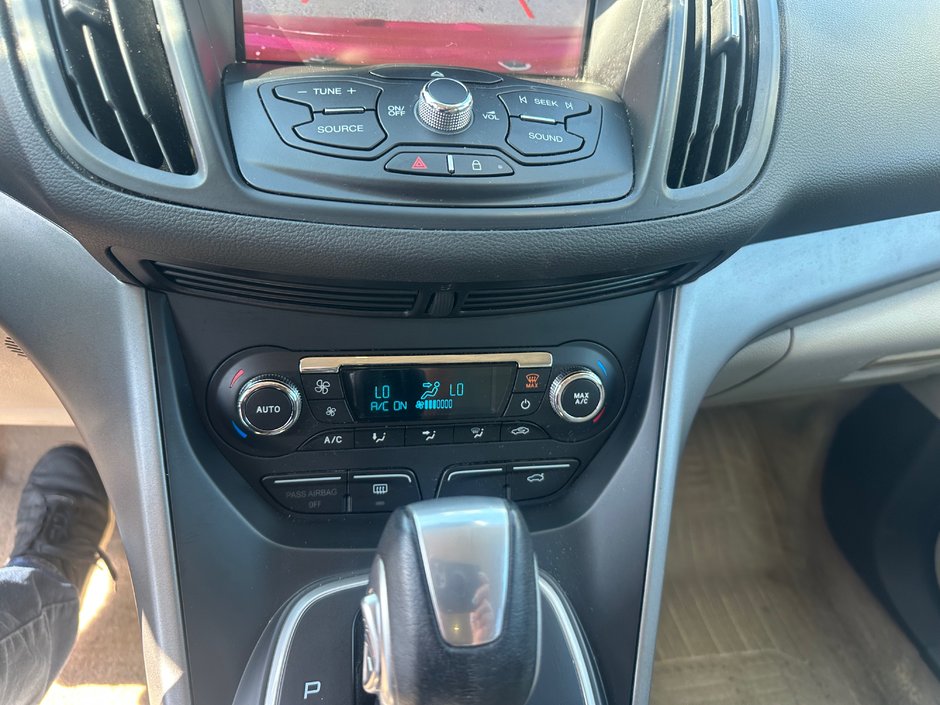 Ford Escape SE 2014-15