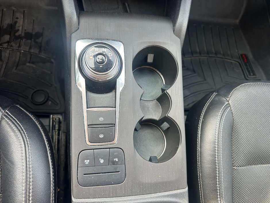 2020 Ford Escape Titanium Hybrid-16