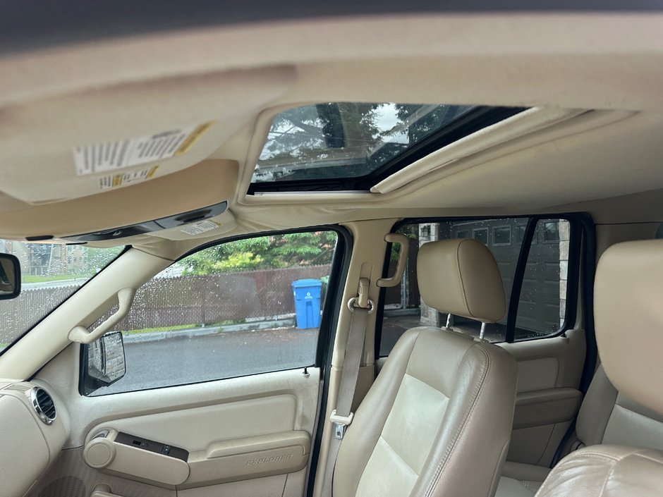Ford Explorer Limited 2006-10