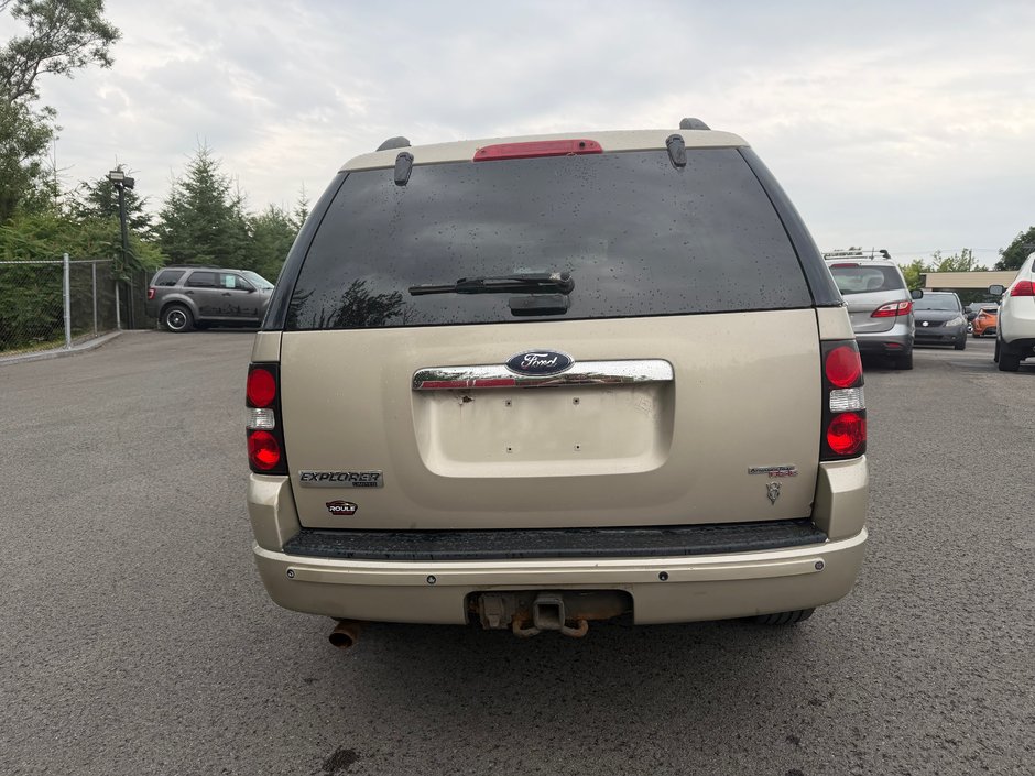 Ford Explorer Limited 2006-4
