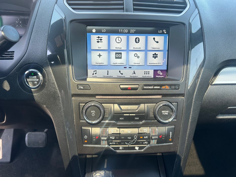 Ford Explorer XLT AWD 2018-9