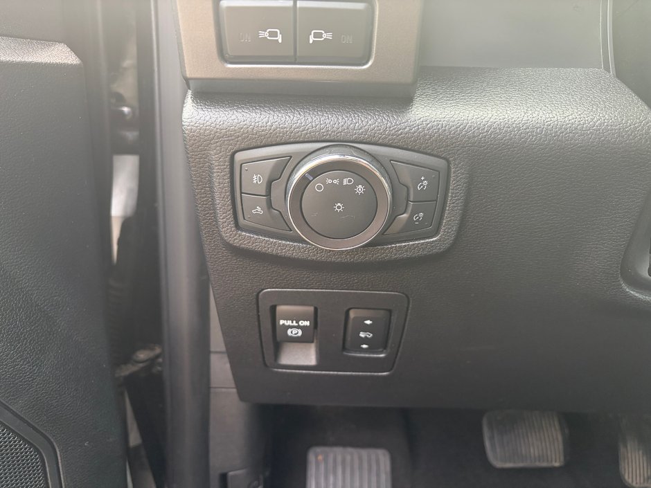 2018 Ford F-150 XLT-16