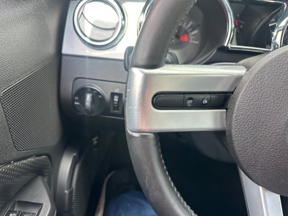 2007 Ford Mustang Décapotable-16