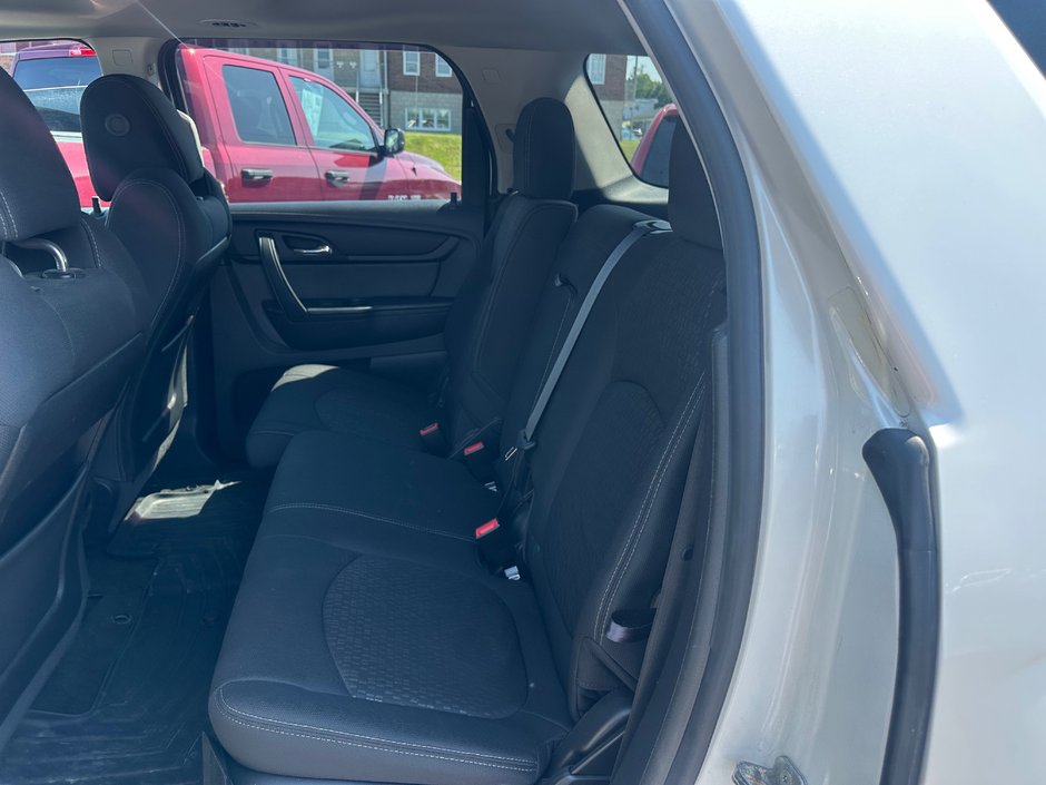 GMC Acadia SLE2 AWD 2013-5
