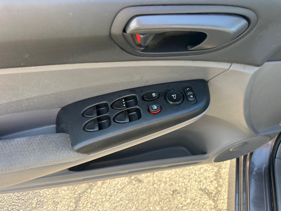 2010 Honda Civic Sdn DX-G-4