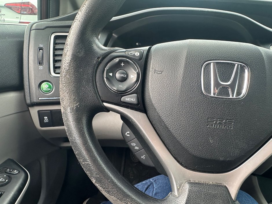 Honda Civic Sedan LX 2015-9