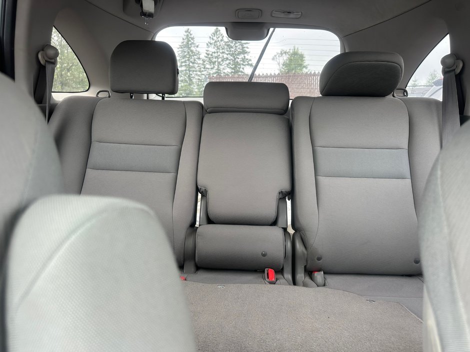 Honda CR-V LX 2010-9
