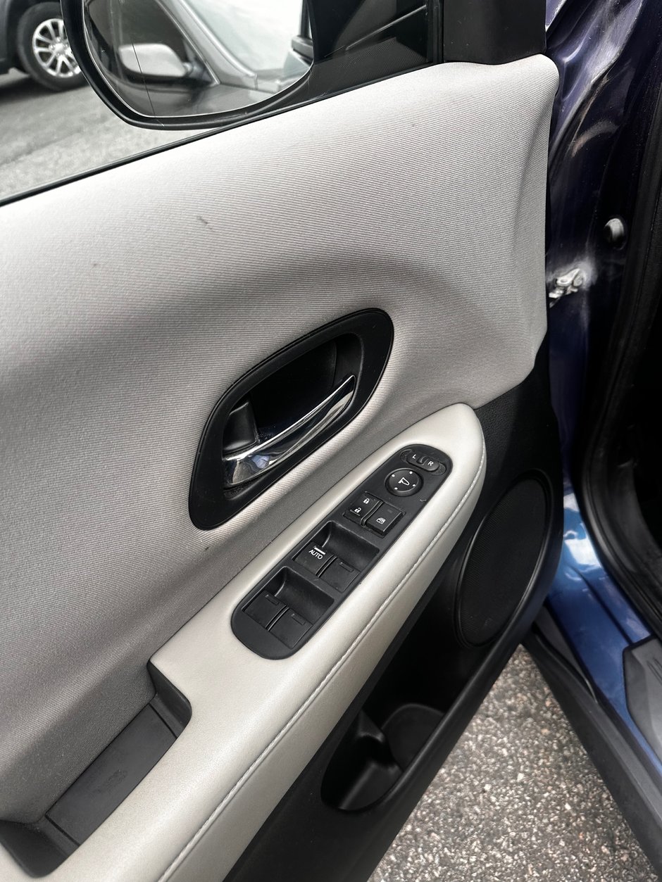 Honda HR-V LX 2016-6