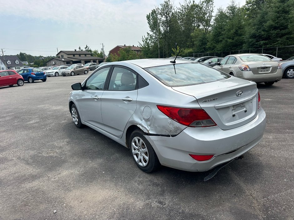 2012 Hyundai Accent GL-3