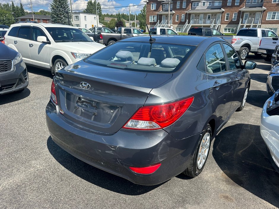 Hyundai Accent GL 2012-3