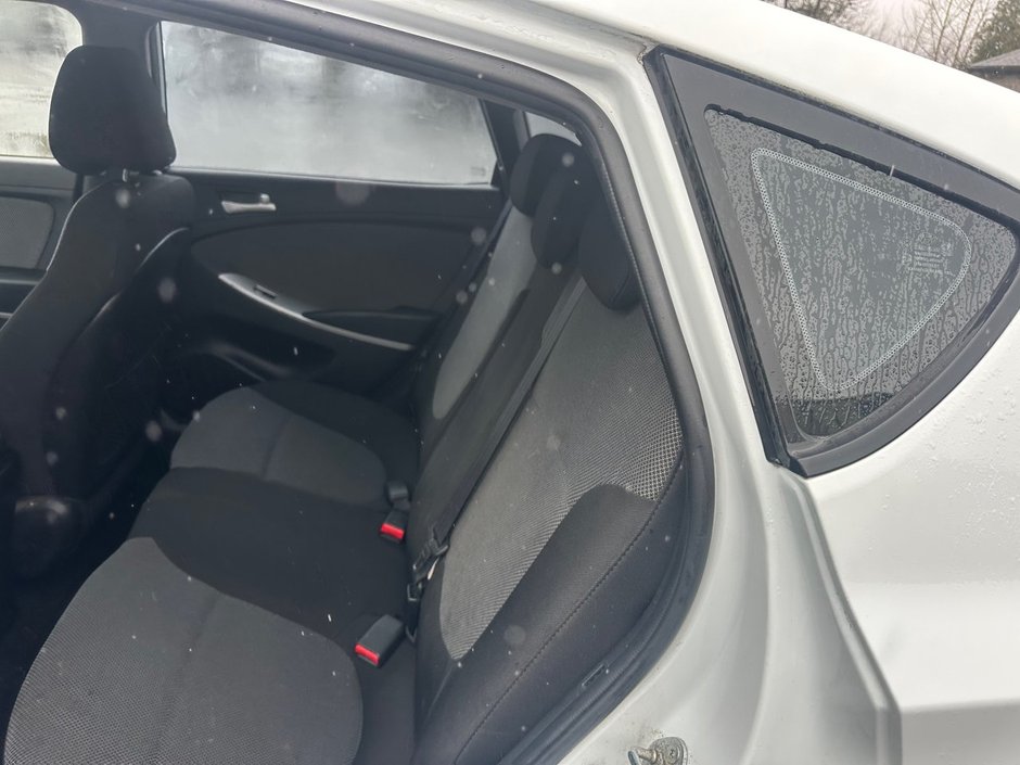 Hyundai Accent GL 2013-4