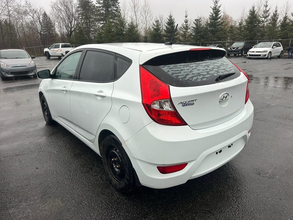 Hyundai Accent GL 2013-3