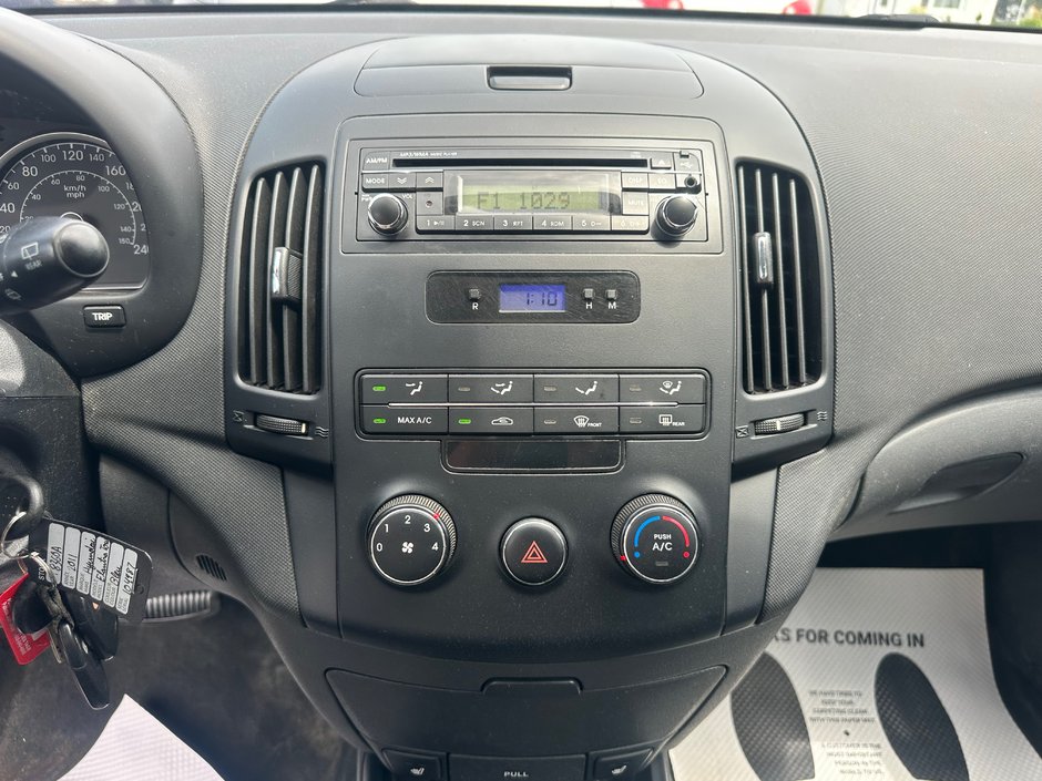 2011 Hyundai Elantra Touring GLS-8
