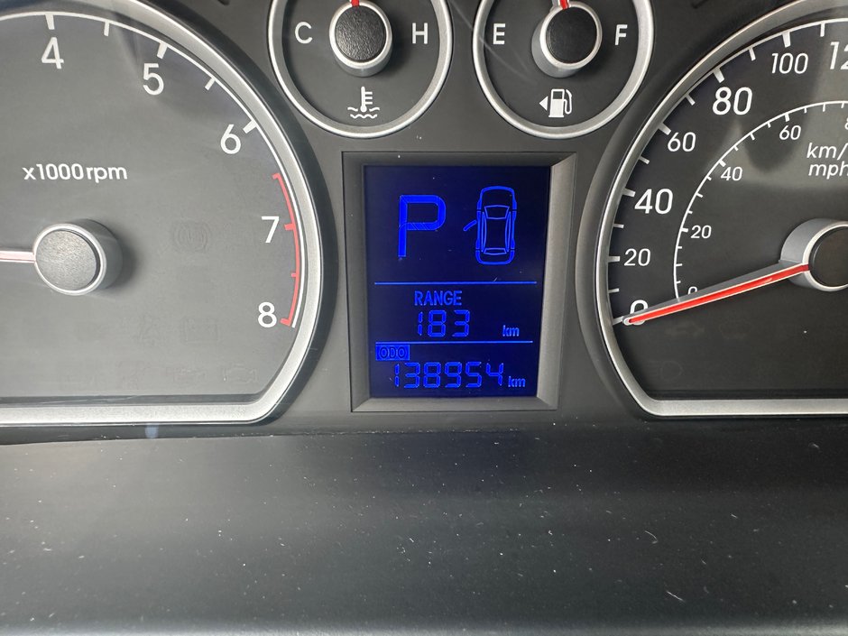 2011 Hyundai Elantra Touring GLS-10
