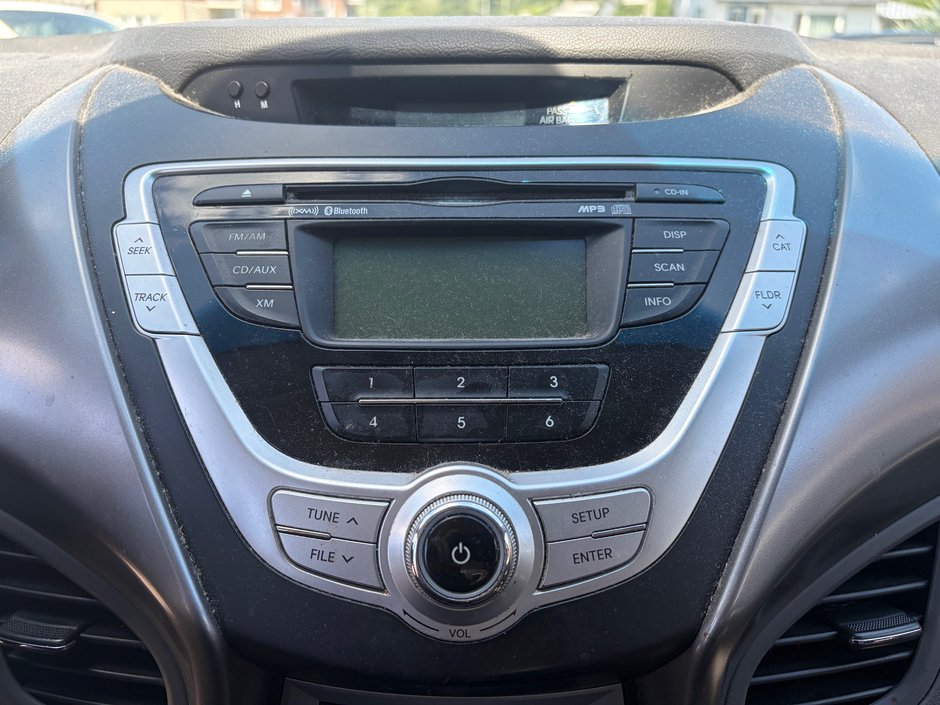 2012 Hyundai Elantra GL-9