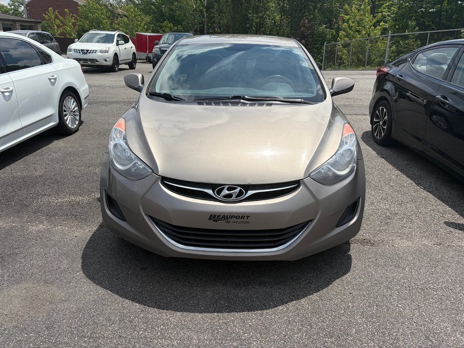 2013 Hyundai Elantra L-1
