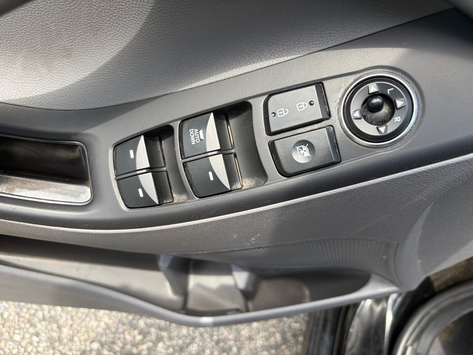 2014 Hyundai Elantra GL-9