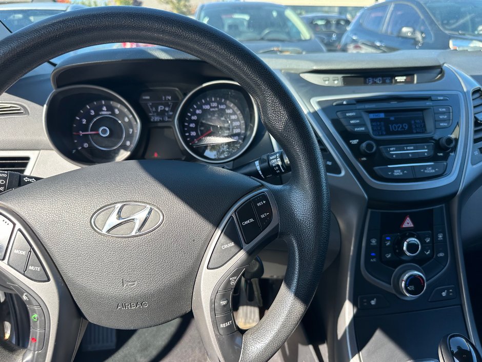 Hyundai Elantra GL 2014-11