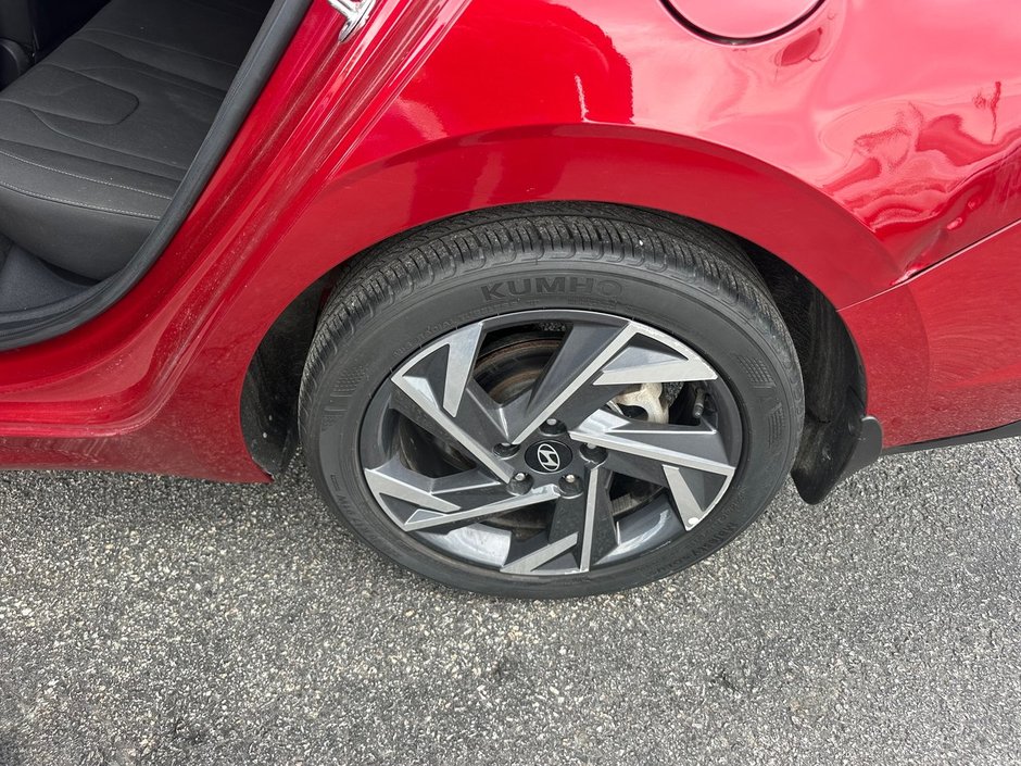 Hyundai Elantra Preferred 2024-4