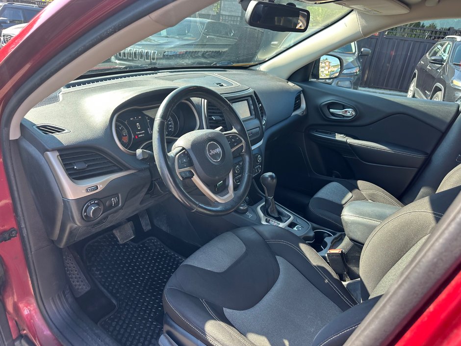 2014 Jeep Cherokee Sport-7