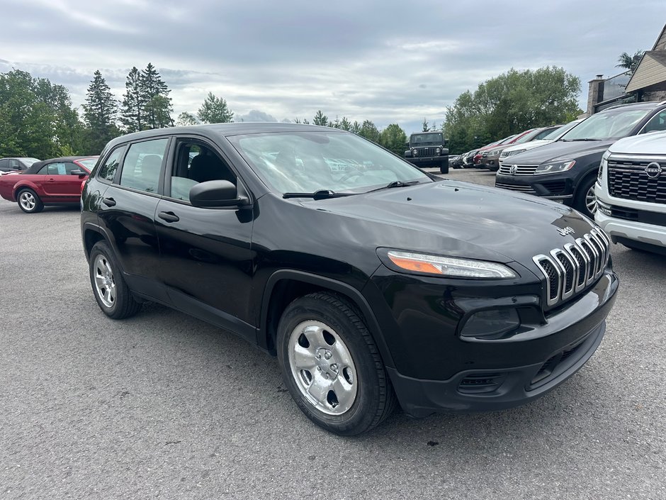 Jeep Cherokee Sport 4X4 2015-0