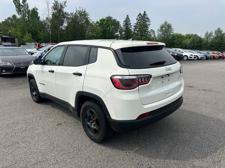 Jeep Compass Sport 2019-3