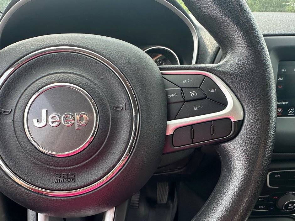 Jeep Compass Sport 2019-10