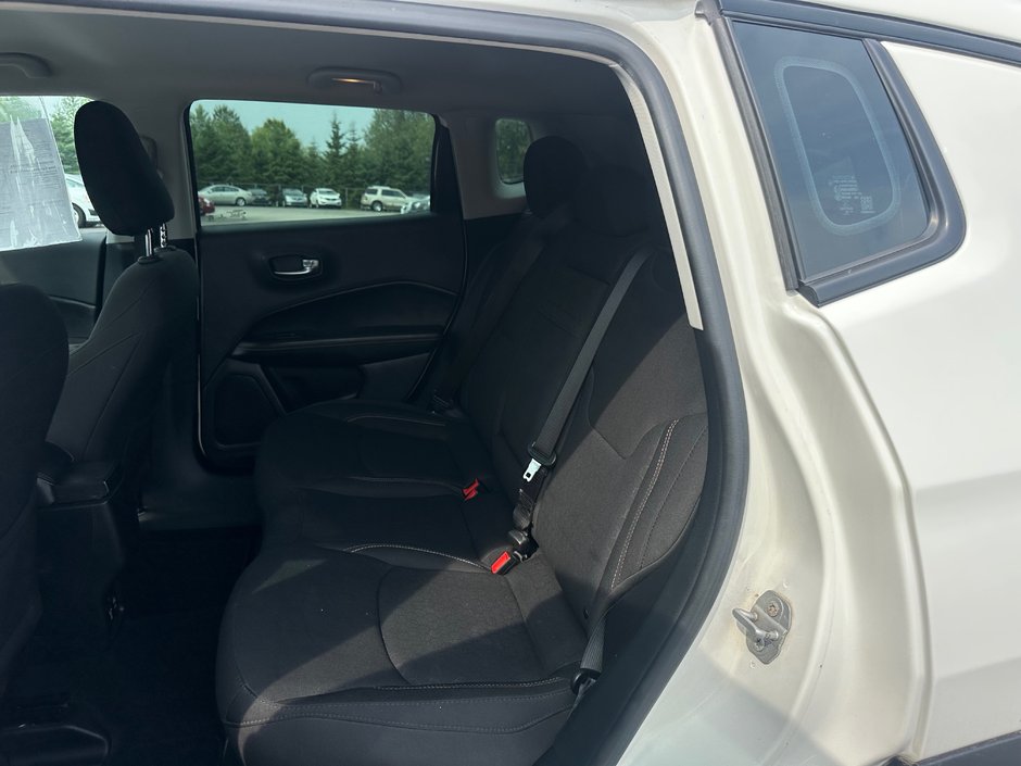 Jeep Compass Sport 2019-4