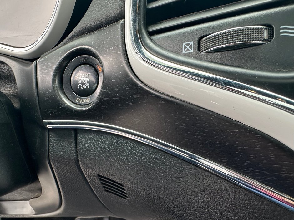 2015 Jeep Grand Cherokee Limited-17