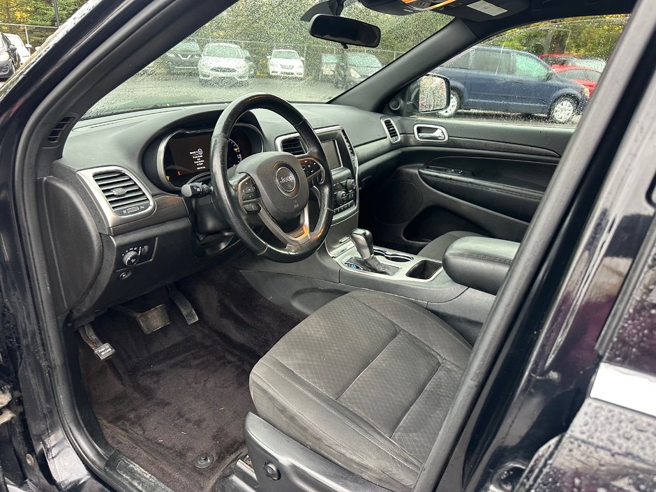 2018 Jeep Grand Cherokee Laredo-5